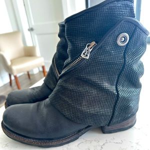 AS98 ankle boots